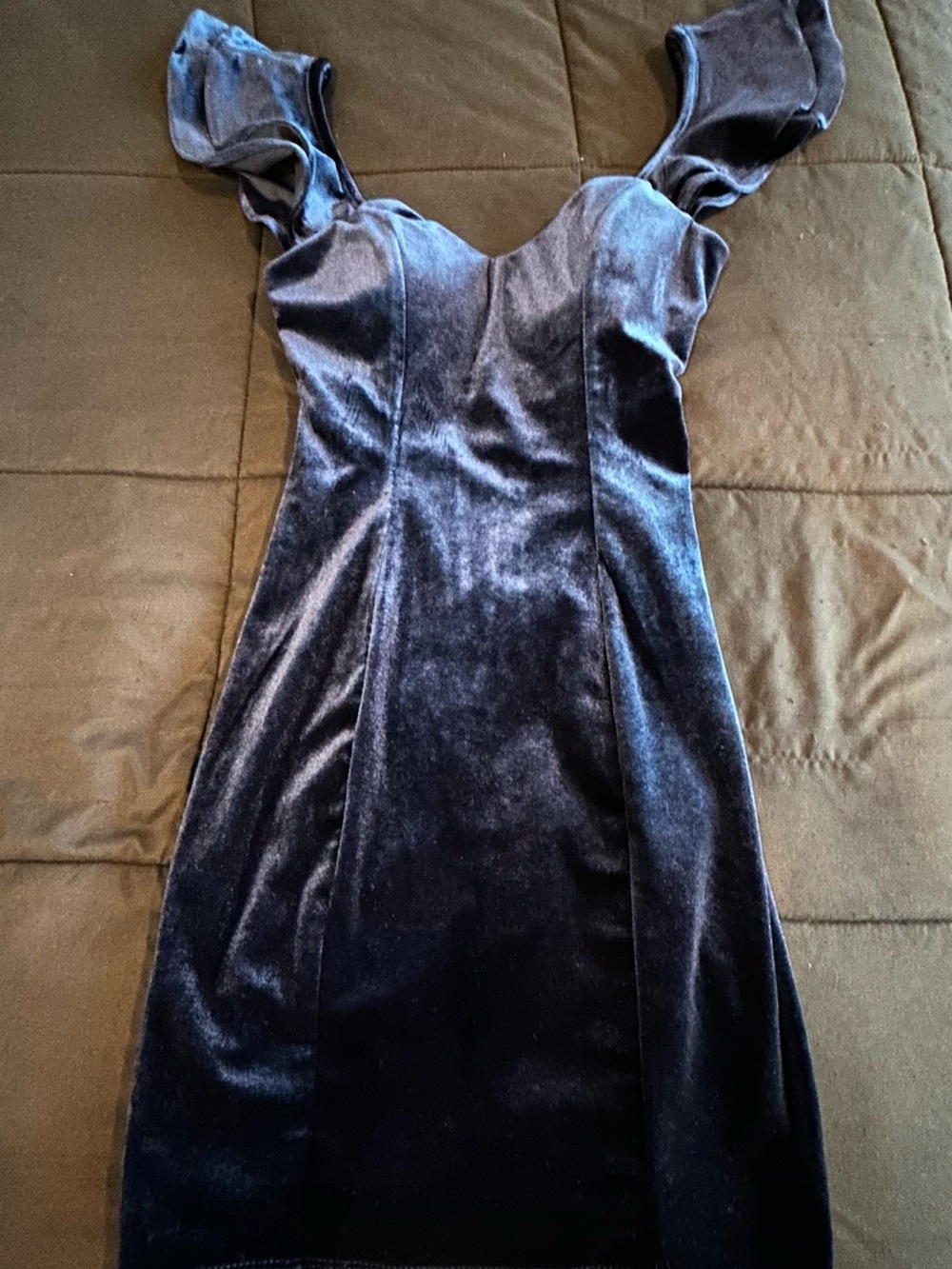 Women’s Velvet Cocktail Dress in Deep Blue